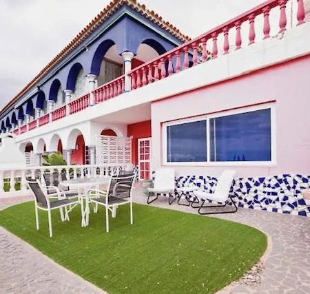 La - Sara Vacation Apartmán